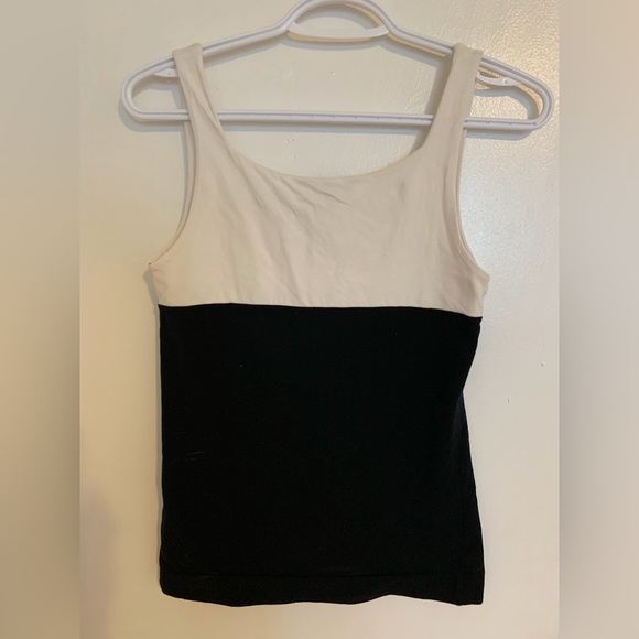 Black and white tank top top from ca va de soi - Picture 5 of 6
